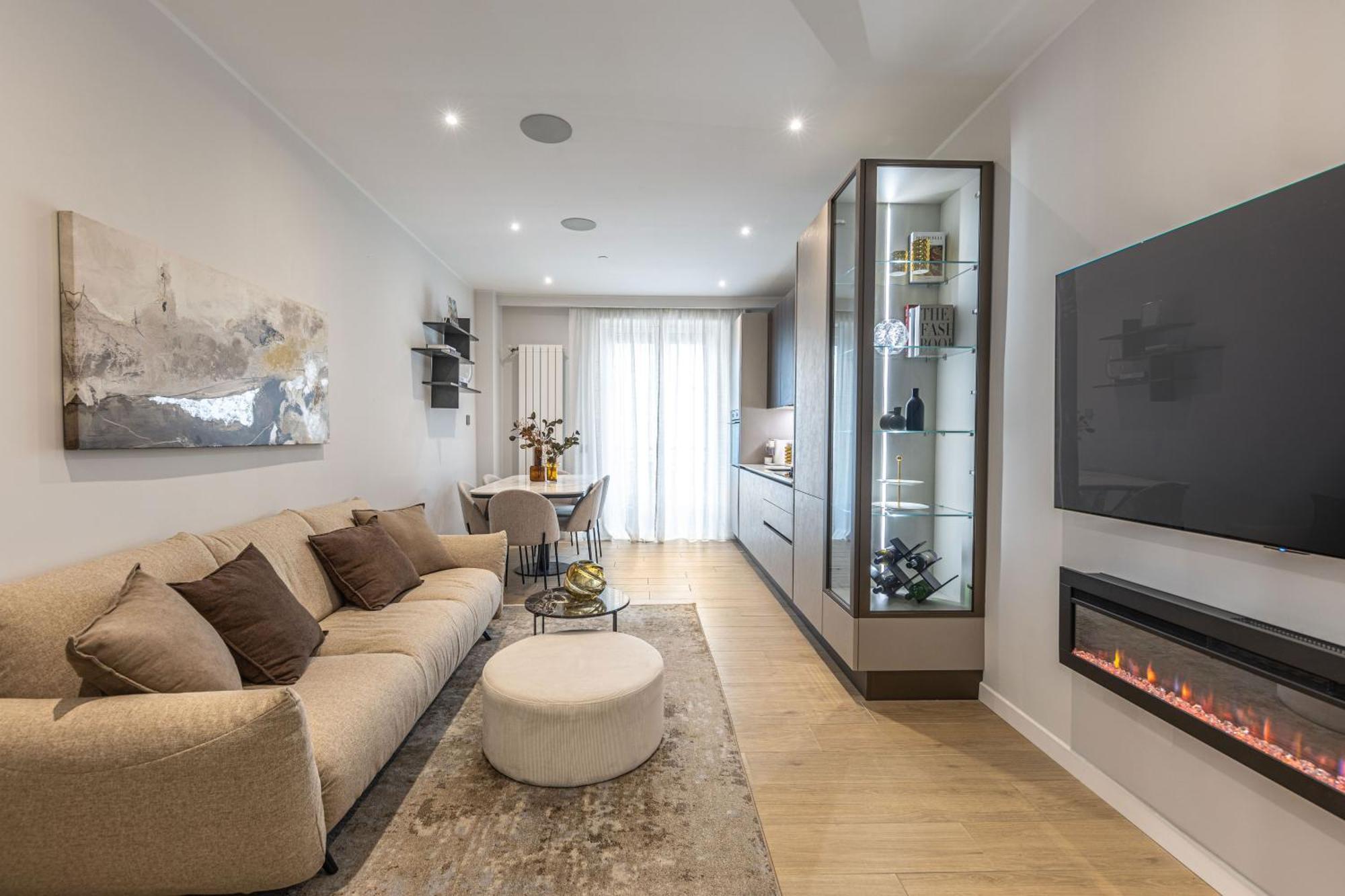 Luxury 2 Bedroom In Appartement